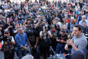 O governador Carlos Massa Ratinho Junior disse neste sábado (27) que o Governo do Paraná prepara, em parceria com motociclistas, uma agenda turística robusta para integrar ainda mais os clubes e potencializar as viagens ao encontro das belezas naturais do Estado. Ele participou das comemorações da 1ª Moto União, no Palácio Iguaçu, evento idealizado pelo Departamento de Trânsito do Paraná (Detran-PR) que passa a fazer parte do calendário estadual em razão do Dia do Motociclista.