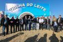 O governador Carlos Massa Ratinho Junior visita nesta quinta-feira (15), a Agroleite, realizado pela Cooperativa Castrolanda, em Castro, nos Campos Gerais. Considerado um dos maiores eventos da cadeia do leite na América, a Agroleite tem foco na tecnologia, produtividade e melhores resultados para os produtores. Castro, 15/08/2019 - Foto: Geraldo Bubniak/AEN