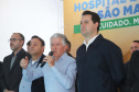O governador Carlos Massa Ratinho Junior autorizou nesta quinta-feira (22) o início de obras de uma nova unidade do Hospital e Maternidade Dr. Paulo Fortes, em São Mateus do Sul. Presentes na solenidade: prefeito de São Mateus do Sul, Luiz Adyr Gonsalves Pereira; os secretários: da Saúde, Beto Preto; de Infraestrutura e Logística, Sandro Alex; deputados: Alexandre Curi; Hussein Bakri; Emerson Bacil; entre outros.São Mateus do Sul, 22-08-19.Foto: Arnaldo Alves / ANPr.