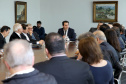 O governador Carlos Massa Ratinho Junior anunciou um pacote de investimentos para o Noroeste do Paraná, que inclui recursos para o Hospital Regional de Paranavaí e um plano de irrigação agrícola para a região. As medidas foram confirmadas em reunião com lideranças políticas e de outros segmentos, nesta segunda-feira (26), no Palácio Iguaçu, em Curitiba.Curitiba,26/08/2019 Foto:Jaelson Lucas/AEN