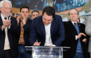 O governador Carlos Massa Ratinho Junior lançou nesta segunda-feira (26), no Palácio Iguaçu, um banco de projetos executivos de R$ 350 milhões para viabilizar e agilizar obras de reestruturação de rodovias, ferrovias e da segurança pública. 