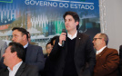 O governador Carlos Massa Ratinho Junior lançou nesta segunda-feira (26), no Palácio Iguaçu, um banco de projetos executivos de R$ 350 milhões para viabilizar e agilizar obras de reestruturação de rodovias, ferrovias e da segurança pública. 