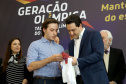 O governador Carlos Massa Ratinho Junior anunciou nesta segunda-feira (02), no Palácio Iguaçu, a nova fase do programa de apoio à formação de atletas olímpicos. Patrocinado pela Copel, o ?Geração Olímpica? é o maior programa de bolsa-atleta do País. Curitiba,02/09/2019 Foto:Jaelson Lucas /AEN