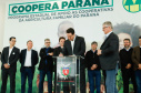 O governador Carlos Massa Ratinho Junior assinou nesta terça-feira (3) decreto regulamentando a Lei 16.751/10, que institui a alimentação escolar orgânica em todo o sistema estadual de ensino do Paraná. O objetivo é incluir alimentos orgânicos gradualmente na alimentação dos alunos das mais de 2 mil escolas estaduais, até chegar a 100% da merenda em 2030. Parte da produção virá da agricultura familiar.