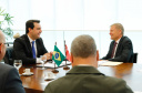 Aproveitar a experiência de mais de 15 anos da Dinamarca, um dos países mais avançados do mundo no processo de governo digital, para aperfeiçoar o sistema e agilizar a digitalização e desburocratização de serviços públicos no Paraná. Esse foi um dos temas do encontro do governador Carlos Massa Ratinho Junior com o embaixador extraordinário da Dinamarca no Brasil, Nicolai Prytz, nesta quarta-feira (04), no Palácio Iguaçu, em Curitiba.