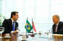 Aproveitar a experiência de mais de 15 anos da Dinamarca, um dos países mais avançados do mundo no processo de governo digital, para aperfeiçoar o sistema e agilizar a digitalização e desburocratização de serviços públicos no Paraná. Esse foi um dos temas do encontro do governador Carlos Massa Ratinho Junior com o embaixador extraordinário da Dinamarca no Brasil, Nicolai Prytz, nesta quarta-feira (04), no Palácio Iguaçu, em Curitiba.