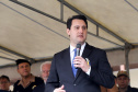 O Governador Carlos Massa Ratinho Junior autoriza nesta quarta-feira (04) a realização de concurso público e contratação de profissionais para a Polícia Militar, Polícia Civil e Departamento Penitenciário (Depen). Participaram do evento: os secretários, de Segurança, cel. Romulo Marinho Soares; da Casa Civil, Guto Silva; comandante geral da PMPR, cel. Péricles de Matos; delegado geral da Polícia Civil do Paraná, Silvio Jacob Rockembach; Curitiba, 04-09-19.Foto: Arnaldo Alves / AEN