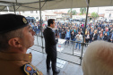 O Governador Carlos Massa Ratinho Junior autoriza nesta quarta-feira (04) a realização de concurso público e contratação de profissionais para a Polícia Militar, Polícia Civil e Departamento Penitenciário (Depen). Participaram do evento: os secretários, de Segurança, cel. Romulo Marinho Soares; da Casa Civil, Guto Silva; comandante geral da PMPR, cel. Péricles de Matos; delegado geral da Polícia Civil do Paraná, Silvio Jacob Rockembach; Curitiba, 04-09-19.Foto: Arnaldo Alves / AEN