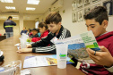 O Programa Porto Escola, organizado pela empresa pública Portos do Paraná, teve nesta quarta-feira (04) sua primeira atividade de 2019 em Antonina. Um grupo de 21 alunos da 5ª série da escola municipal Professor Aracy Pinheiro Lima conheceu como funcionam as atividades portuárias, o cuidado necessário com o meio ambiente e noções de segurança. Este é o quinto ano do projeto, que tem como meta atender 2,5 mil crianças até dezembro. Foto: Divulgação/Portos do Paraná