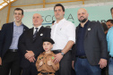 O governador Carlos Massa Ratinho Junior lança nesta quarta-feira (11) o programa Escola Segura na Região Metropolitana de Curitiba. Serão beneficiadas 40 escolas da região de nove municípios. Presentes: prefeito em exercício de São José dos Pinhais, Tiago Buhrer; secretários: de Educação, Renato Feder; de segurança pública, cel. Romulo Soares; comandante da PMPR, cel. Péricles de Matos; entre outros.Curitiba, 11-09-19.Foto: Arnaldo Alves / AEN.