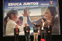 O governador Carlos Massa Ratinho Junior lançou nesta quarta-feira (11), em Curitiba, o programa Educa Juntos, iniciativa da Secretaria de Estado da Educação e do Esporte para apoiar os municípios e melhorar os índices de aprendizagem e alfabetização dos estudantes paranaenses desde a educação infantil. Foto: Gilson Abreu/AEN