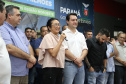 Obras de pavimentação de ruas, construção de praças e de barracão industrial estão entre os projetos que 26 municípios do Noroeste do Paraná farão com apoio do Estado. Os recursos somam R$ 44 milhões e foram confirmados pelo governador Carlos Massa Ratinho Junior nesta quinta-feira (12) durante encontro com os prefeitos, em Paranavaí. No mesmo evento, o governador autorizou recursos para equipamentos e obras na nova unidade da Santa Casa de Paranavaí. Foto: José Fernando Ogura/AEN