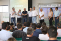 O governador Carlos Massa Ratinho Junior lançou nesta quinta-feira (12), em Paranavaí, o Programa de Irrigação, que tem como objetivo aumentar a produtividade agrícola e potencializar a produção do Paraná. A previsão é que o incremento de produção atinja até 500% em algumas culturas e facilite o processo de integração lavoura-floresta-pecuária. A iniciativa é da Secretaria da Agricultura e do Abastecimento e foi desenvolvida com o apoio da cooperativa Cocamar. Foto: José Fernando Ogura/AEN