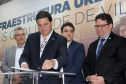 Foi assinada nesta sexta-feira (13) a ordem de serviço para o início dos estudos das Concessões de Rodovias Paranaenses. É o início do trabalho conjunto do Governo do Paraná e a União para modelagem do novo programa de concessões de rodovias que cortam o Paraná. Ao todo, serão licitados pelo Governo Federal 4,1 mil quilômetros de estradas estaduais e federais até 2021. Foto: Divulgação/SEIL