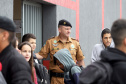 Escola Segura - Colégio Estadual Profa. Lindaura R. Lucas. - cabo Garcia, policial voluntário.São José dos Pinhais, 13-09-19.Foto: Arnaldo Alves / AEN.
