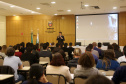 Os novos servidores estaduais iniciaram nesta segunda-feira (23) o Curso de Integração Funcional promovido pela Escola de Gestão do Paraná (EGP). Esta é a primeira vez que o Estado organiza uma formação de caráter sistêmico, para preparar os novos servidores públicos para suas atividades no poder executivo estadual.Foto: Gilson Abreu/AEN