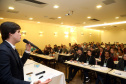 Os novos servidores estaduais iniciaram nesta segunda-feira (23) o Curso de Integração Funcional promovido pela Escola de Gestão do Paraná (EGP). Esta é a primeira vez que o Estado organiza uma formação de caráter sistêmico, para preparar os novos servidores públicos para suas atividades no poder executivo estadual.Foto: Gilson Abreu/AEN