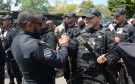 A Polícia Civil do Paraná promoveu uma solenidade de encerramento do 6º Curso de Operações Policiais, nesta sexta-feira (27), nas dependências do Centro de Operações Policiais Especiais. O curso destinado a agentes de segurança pública teve início no dia 2 de setembro com uma turma de 26 alunos. Apenas 15 chegaram ao fim e se formaram, entre eles duas mulheres. Foto: Divulgação/Polícia Civil