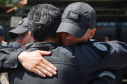 A Polícia Civil do Paraná promoveu uma solenidade de encerramento do 6º Curso de Operações Policiais, nesta sexta-feira (27), nas dependências do Centro de Operações Policiais Especiais. O curso destinado a agentes de segurança pública teve início no dia 2 de setembro com uma turma de 26 alunos. Apenas 15 chegaram ao fim e se formaram, entre eles duas mulheres. Foto: Divulgação/Polícia Civil