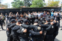 A Polícia Civil do Paraná promoveu uma solenidade de encerramento do 6º Curso de Operações Policiais, nesta sexta-feira (27), nas dependências do Centro de Operações Policiais Especiais. O curso destinado a agentes de segurança pública teve início no dia 2 de setembro com uma turma de 26 alunos. Apenas 15 chegaram ao fim e se formaram, entre eles duas mulheres. Foto: Divulgação/Polícia Civil