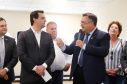 O Hospital de Reabilitação Ana Carolina Moura Xavier (CHR), de Curitiba, recebe dez novos leitos de Unidade de Terapia Intensiva (UTI). O espaço estava fechado há dez anos e foi inaugurado pelo governador Carlos Massa Ratinho Junior nesta terça-feira (1°). O investimento da Secretaria da Saúde na abertura da UTI é de R$ 1,5 milhão.