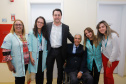 O Hospital de Reabilitação Ana Carolina Moura Xavier (CHR), de Curitiba, recebe dez novos leitos de Unidade de Terapia Intensiva (UTI). O espaço estava fechado há dez anos e foi inaugurado pelo governador Carlos Massa Ratinho Junior nesta terça-feira (1°). O investimento da Secretaria da Saúde na abertura da UTI é de R$ 1,5 milhão.