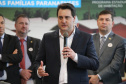 O governador Carlos Massa Ratinho Junior confirmou nesta quarta-feira (9) mais 1.494 novas casas populares para moradores de 33 municípios paranaenses. São imóveis financiados, casas repassadas gratuitamente a famílias de baixa renda e condomínios para pessoas idosas. O investimento é de R$ 118 milhões, com recursos do Tesouro Estadual, por meio do programa Habita Paraná, e de financiamento do Banco Interamericano de Desenvolvimento (BID).Foto: José Fernando Ogura/AEN