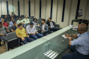 A empresa pública Portos do Paraná reuniu nesta sexta-feira (25) operadores portuários dos principais segmentos de carga para debater a atualização do Plano Diretor do município com a Secretaria Municipal de Urbanismo de Paranaguá. A ideia é que o desenvolvimento do setor seja contemplado no novo documento que norteia a organização e o crescimento da cidade para os próximos dez anos.