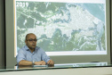 A empresa pública Portos do Paraná reuniu nesta sexta-feira (25) operadores portuários dos principais segmentos de carga para debater a atualização do Plano Diretor do município com a Secretaria Municipal de Urbanismo de Paranaguá. A ideia é que o desenvolvimento do setor seja contemplado no novo documento que norteia a organização e o crescimento da cidade para os próximos dez anos.
