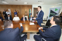 O governador Carlos Massa Ratinho Junior, sanciona a lei que cria o Fundo Estadual de Combate a Corrupção. Participaram: controlador geral do Estado, Raul Siqueira; secretário chefe da Casa Civil, Guto Silva; líder do Governo na Assembleia Legislativa, deputado Hussein Bakri; representante da Transparência Internacional, Bruno Brandão; entre outros.Curitiba, 30-10-19.Foto: Arnaldo Alves / AEN.
