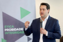 O governador Carlos Massa Ratinho Junior, sanciona a lei que cria o Fundo Estadual de Combate a Corrupção. Participaram: controlador geral do Estado, Raul Siqueira; secretário chefe da Casa Civil, Guto Silva; líder do Governo na Assembleia Legislativa, deputado Hussein Bakri; representante da Transparência Internacional, Bruno Brandão; entre outros.Curitiba, 30-10-19.Foto: Arnaldo Alves / AEN.