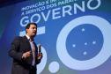 O governador Carlos Massa Ratinho Junior disse nesta quinta-feira (31), na abertura do encontro Governo 5.0, em Foz do Iguaçu, que o planejamento do Estado para os próximos anos será feito a muitas mãos, em parceria com os municípios, e que a inovação, o Novo Pensar e Novo Fazer, deve estar a serviço de todos os paranaenses. Ratinho Junior também assinou um pacote de investimentos de R$ 351 milhões nos municípios para os próximos anos. Foto: José Fernando Ogura/AEN