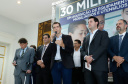 O governador Carlos Massa Ratinho Junior confirma nesta quarta-feira (06) recursos para compra de climatizadores, refrigeradores, conjuntos refeitórios, mesas, banquetas e utensílios para as escolas estaduais do Paraná. O investimento será feito por meio da Fundepar