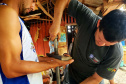 Pescadores fazem curso de mecânica de embarcações. Fotos de Pierpaolo Nota/ Portos do Paraná 