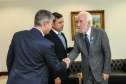 O governador em exercício, Darci Piana recebe dirigentes da Copel e da ANEEL  em reunião no Palácio Iguaçu.    Curitiba, 19/11/2019 -  Foto: Geraldo Bubniak/AEN