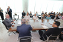 O governador em exercício Darci Piana repassa recursos a entidades sociais que atendem crianças e adolescentes e, pessoas com deficiência. Participaram: secretário da Justiça, Família e Trabalho, Ney Leprevost; diretor do Departamento de Apoio a Pessoa com Deficiência e de Políticas Públicas para Acessibilidade da SEJUF, Felipe Braga Côrtes; pres. Do Instituto Educacional Duque de Caxias, Alcides Madalozzo; entre outros.Curitiba, 19-11-19.Foto: Arnaldo Alves / AEN.