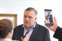 O governador em exercício Darci Piana repassa recursos a entidades sociais que atendem crianças e adolescentes e, pessoas com deficiência. Participaram: secretário da Justiça, Família e Trabalho, Ney Leprevost; diretor do Departamento de Apoio a Pessoa com Deficiência e de Políticas Públicas para Acessibilidade da SEJUF, Felipe Braga Côrtes; pres. Do Instituto Educacional Duque de Caxias, Alcides Madalozzo; entre outros.Curitiba, 19-11-19.Foto: Arnaldo Alves / AEN.