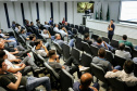 A empresa pública Portos do Paraná promoveu uma programação especial para os homens, marcando o mês do Novembro Azul. No final da tarde, nesta quarta-feira (20), o evento reuniu mais de 50 colaboradores de todos os setores, no auditório da sede administrativa, Palácio Taquaré, em Paranaguá.Foto: Divulgação/Portos do Paraná