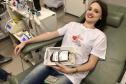 Servidores da Controladoria-Geral do Estado (CGE) se mobilizaram desde o início do mês para o Dia Nacional do Doador de Sangue Voluntário, celebrado nesta segunda-feira (25). O maior grupo se reuniu na sexta-feira (22) com apoio da Superintendência-Geral de Ação Solidária, vinculada à Secretaria da Justiça, Família e Trabalho, para doar sangue. Foto: Divulgação/CGE