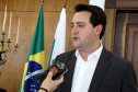 O Governo do Paraná deu mais um importante passo do processo de concessão de rodovias em todo o estado. O governador Carlo Massa Ratinho Junior assinou nesta (sexta-feira 26), no Palácio Iguaçu o decreto que cria o Grupo Técnico de Acompanhamento e Apoio Conjunto "GTAAC-Paraná". Curitiba,26/11/2019 Foto:Jaelson Lucas / AEN