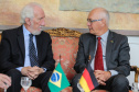 O vice governador Darci Piana recebe nesta terça-feira (3), o embaixador da Alemanha no Brasil, Georg Witschel no Palácio Iguaçu.   Curitiba, 03/12/2019 -  Foto: Geraldo Bubniak/AEN