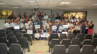 A empresa pública Portos do Paraná acaba de renovar o convênio do Projeto Porto Escola com os municípios de Paranaguá e Antonina. Com o ato desta terça-feira (10), a empresa dá continuidade à atividade que tem como objetivo abrir e aproximar ainda mais o porto da cidade. No programa, isso se dá através da educação. Em cinco anos, já são 9.561 alunos atendidos. Foto: Claudio Neves
