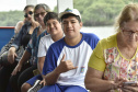 A empresa pública Portos do Paraná acaba de renovar o convênio do Projeto Porto Escola com os municípios de Paranaguá e Antonina. Com o ato desta terça-feira (10), a empresa dá continuidade à atividade que tem como objetivo abrir e aproximar ainda mais o porto da cidade. No programa, isso se dá através da educação. Em cinco anos, já são 9.561 alunos atendidos. Foto: Claudio Neves