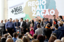 O governador Carlos Massa Ratinho Junior recebeu nesta quarta-feira (11),  no Palácio Iguaçu, prefeitos de municípios de diversas regiões do Estado. No encontro foram assinados convênios para liberação de recursos destinados a ações na área da saúde. Os convênios foram assinados, também, pelo secretário de Estado da Saúde, Beto Preto. Curitiba,11/12/2109 Foto:Jaelson Lucas / AEN