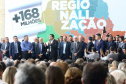 O governador Carlos Massa Ratinho Junior recebeu nesta quarta-feira (11),  no Palácio Iguaçu, prefeitos de municípios de diversas regiões do Estado. No encontro foram assinados convênios para liberação de recursos destinados a ações na área da saúde. Os convênios foram assinados, também, pelo secretário de Estado da Saúde, Beto Preto. Curitiba,11/12/2109 Foto:Jaelson Lucas / AEN