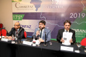 Reunidos durante todo o dia desta quinta-feira (12) em Curitiba, os secretários estaduais de Fazenda de todo o País decidiram aumentar a atuação sobre o Congresso Nacional para evitar perdas para as finanças dos Estados. As perdas podem estar contidas especialmente em três Propostas de Emendas Constitucionais (PEC) que estão em discussão naquela casa. Foto: Ari Dias/AEN