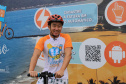 A Copel iniciou nesta sexta-feira (13) o funcionamento de suas Estações no Verão Maior, no litoral paranaense, onde será disponibilizado o empréstimo de bicicletas e patinetes elétricos e haverá distribuição de brindes. Segundo o superintendente comercial João Acyr Bonat Junior, o projeto traz para a temporada a prática da sustentabilidade, aliando mobilidade elétrica, uso consciente da energia e qualidade de vida