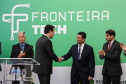 O Governador Carlos Massa Ratinho Junior e o ministro da Justiça e Segurança Pública, Sergio Moro, inauguram nesta segunda-feira (16), em Foz do Iguaçu, as operações do Fronteira Tech na Ponte Internacional da Amizade, que liga Foz do Iguaçu/PR à Ciudad del Este/PY. A iniciativa promover o uso de tecnologias digitais com foco na segurança pública. Foz do Iguaçu, 16/12/2019 - Foto: Geraldo Bubniak/AEN