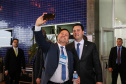 O Governador Carlos Massa Ratinho Junior e o ministro da Justiça e Segurança Pública, Sergio Moro, inauguram nesta segunda-feira (16), em Foz do Iguaçu, as operações do Fronteira Tech na Ponte Internacional da Amizade, que liga Foz do Iguaçu/PR à Ciudad del Este/PY. A iniciativa promover o uso de tecnologias digitais com foco na segurança pública. Foz do Iguaçu, 16/12/2019 - Foto: Geraldo Bubniak/AEN
