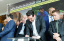 O governador Carlos Massa Ratinho Junior confirmou nesta terça-feira (17), durante evento no Palácio Iguaçu, um grande pacote voltado para o meio ambiente e a sustentabilidade. Foram destinados, entre liberações diretas e convênios, R$ 65 milhões para 149 municípios do Estado.